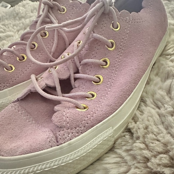Converse Chuck Taylor All Star Low 'Frilly Thrills Pink Foam' 563416C Size 7.5 - Picture 6 of 14